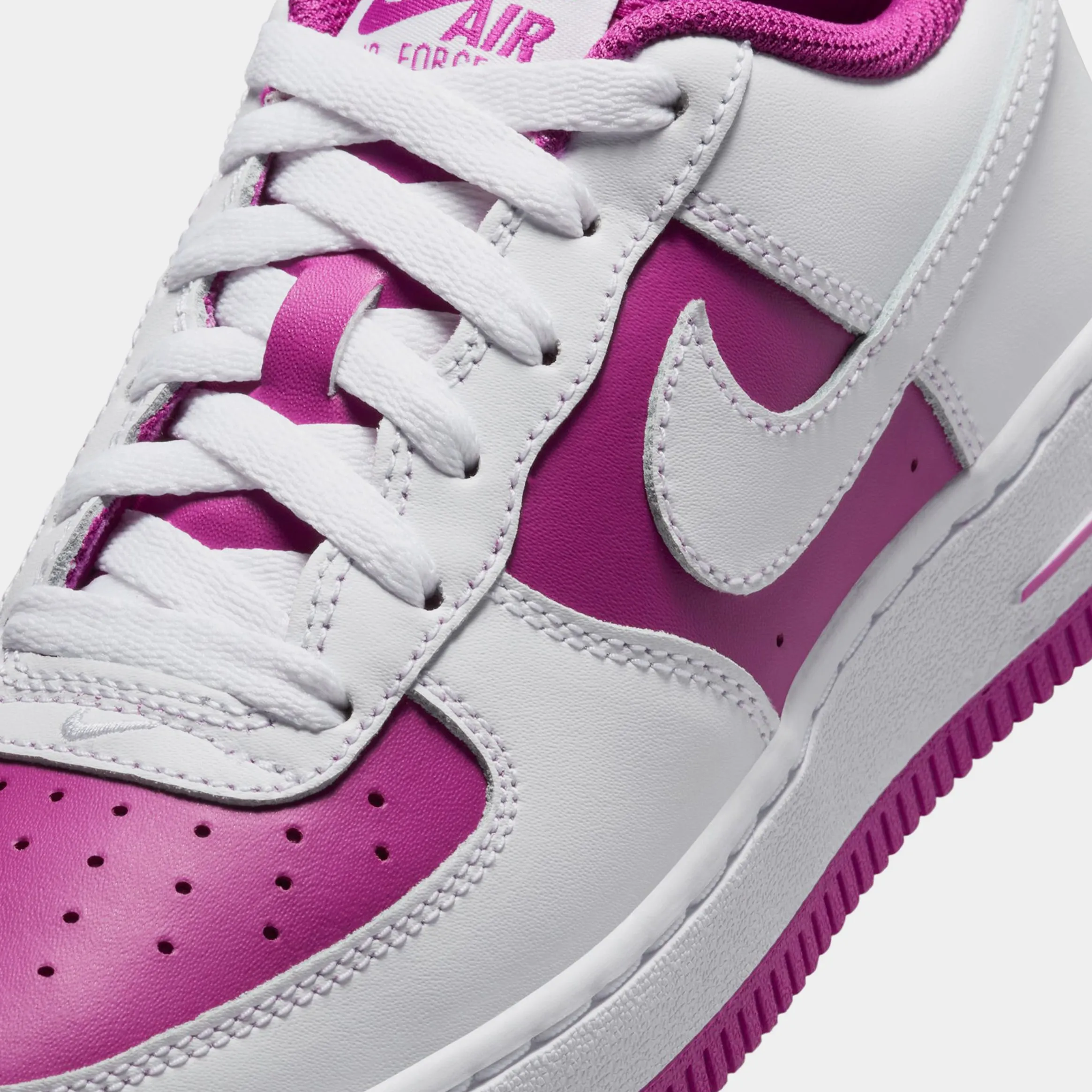 Air Force 1 Low Grade School Basketball Shoes (White/Hot Fuchsia)