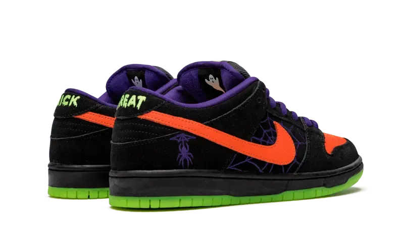 Nike SB Dunk Low "Night of Mischief"